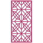 Panel decorativo geométrico modular instalado en pared moderna