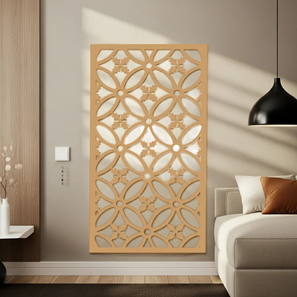 Panel ornamental modular geométrico como acento decorativo en salón